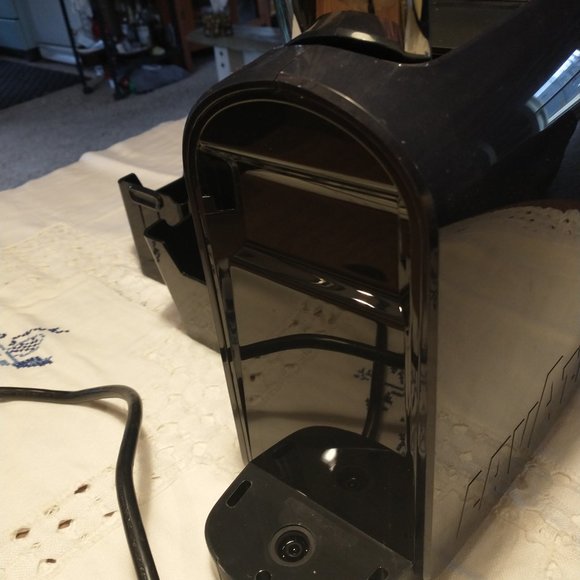 Lavazza BLUE Classy Mini Single Serve Espresso Coffee Machine - Picture 5 of 8